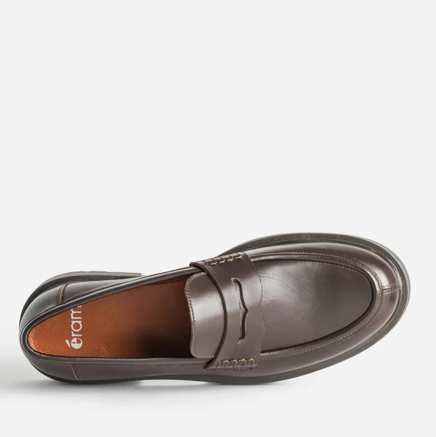 Mocassin marron cuir semelle crantée
