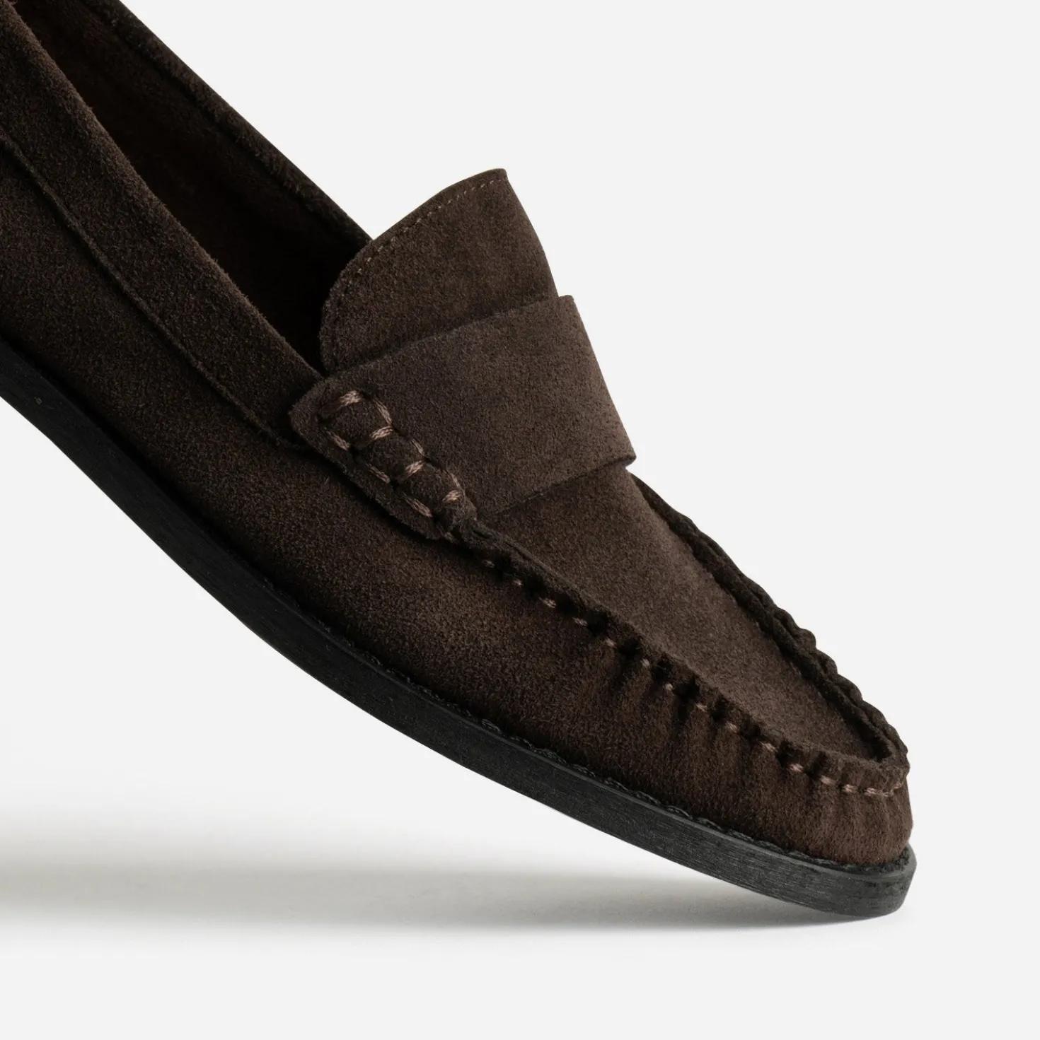 Mocassin marron cuir velours souple