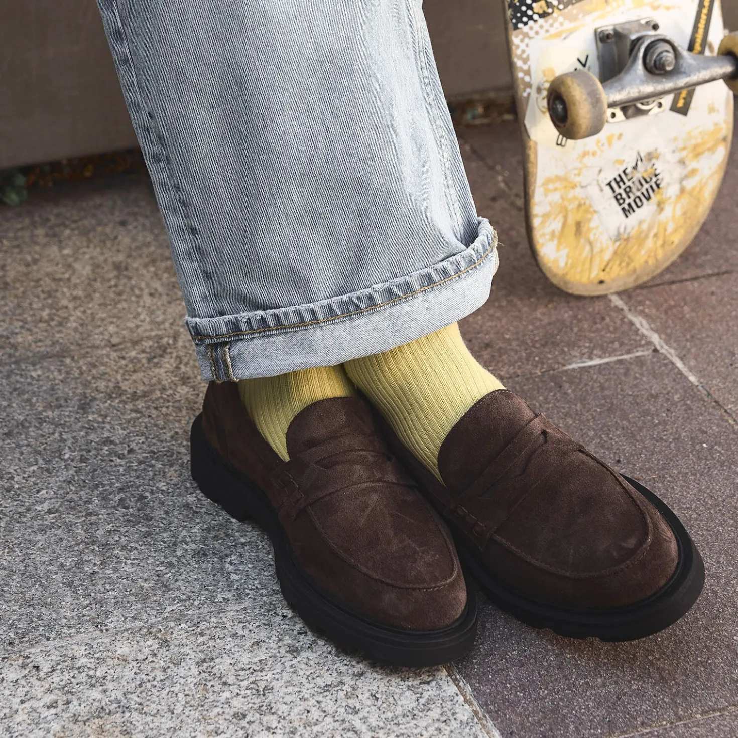 Mocassin marron cuir velours semelle crantée