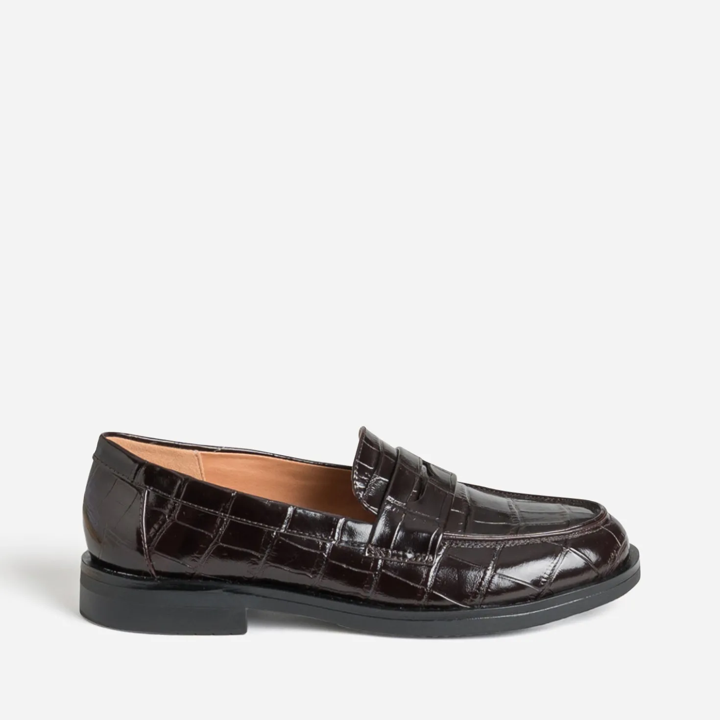 Mocassin marron verni embossage effet croco