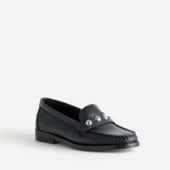 Mocassin noir cuir détails clous bombés