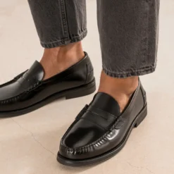 Mocassin noir cuir glacé