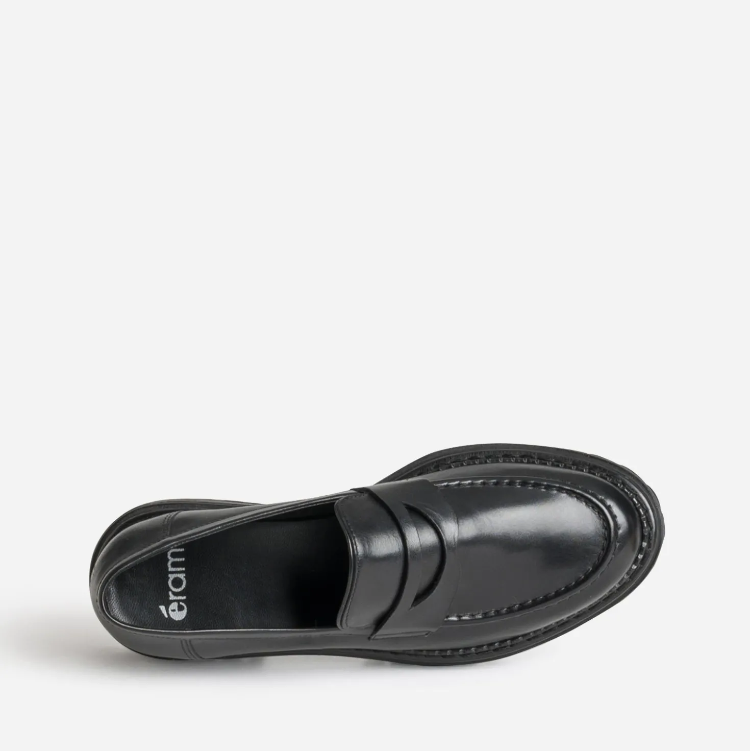 Mocassin noir cuir semelle crantée