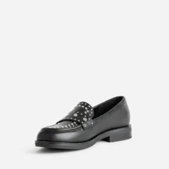 Mocassin noir décor clous
