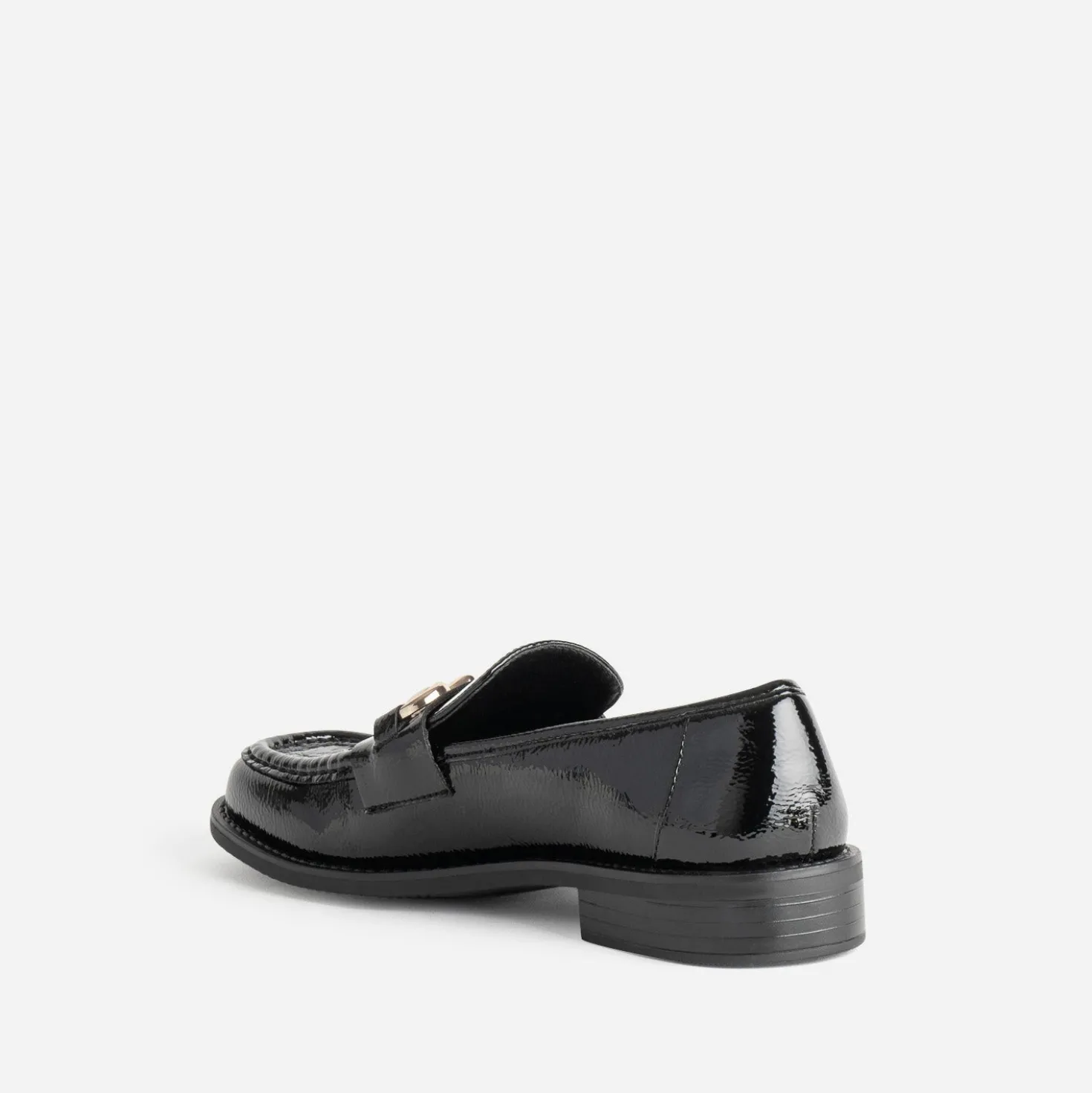 Mocassin noir verni détail doré