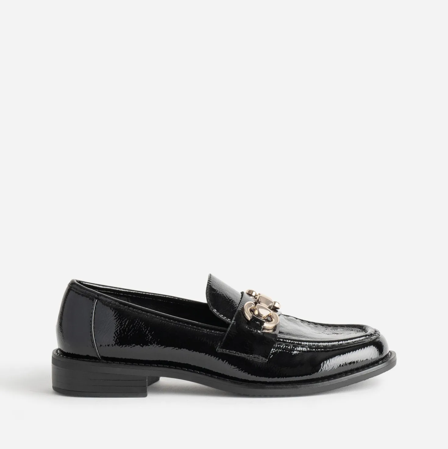 Mocassin noir verni détail doré