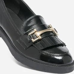 Mocassin noir verni à franges