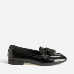 Mocassin noir verni à pampilles