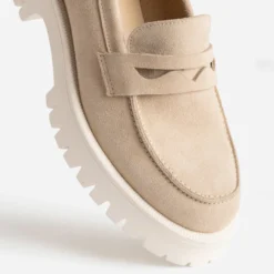 Mocassin TEXTO beige cuir velours cranté