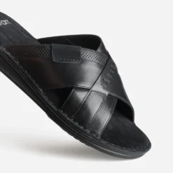 Mule confort noire cuir larges brides croisées