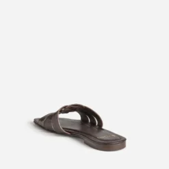Mule marron cuir embossé effet croco