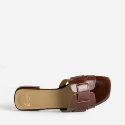 Mule marron cuir verni