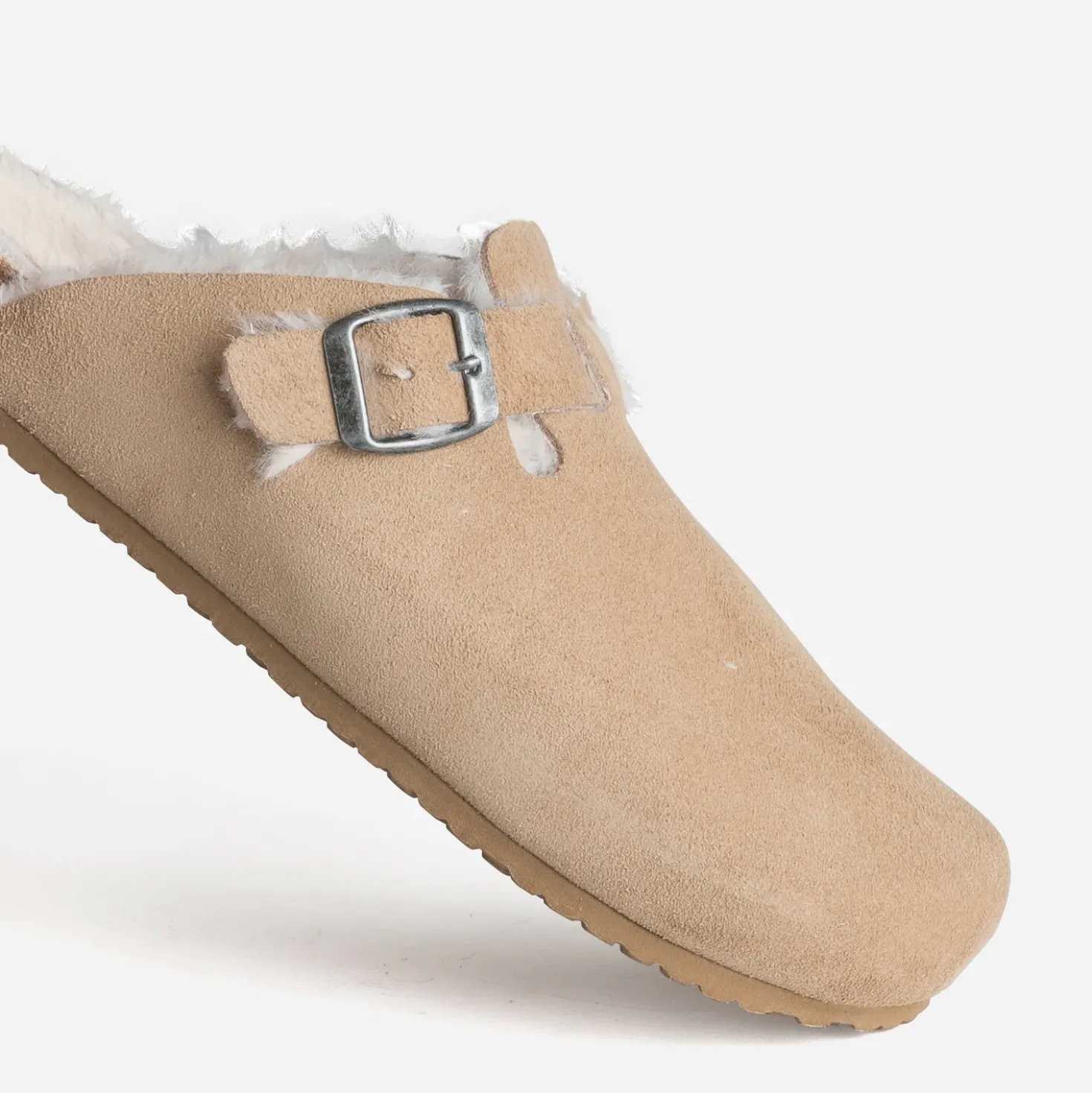 Mule-sabot beige cuir velours fourré