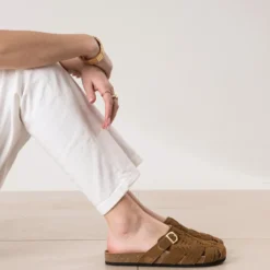 Mule-sabot camel cuir velours tressé