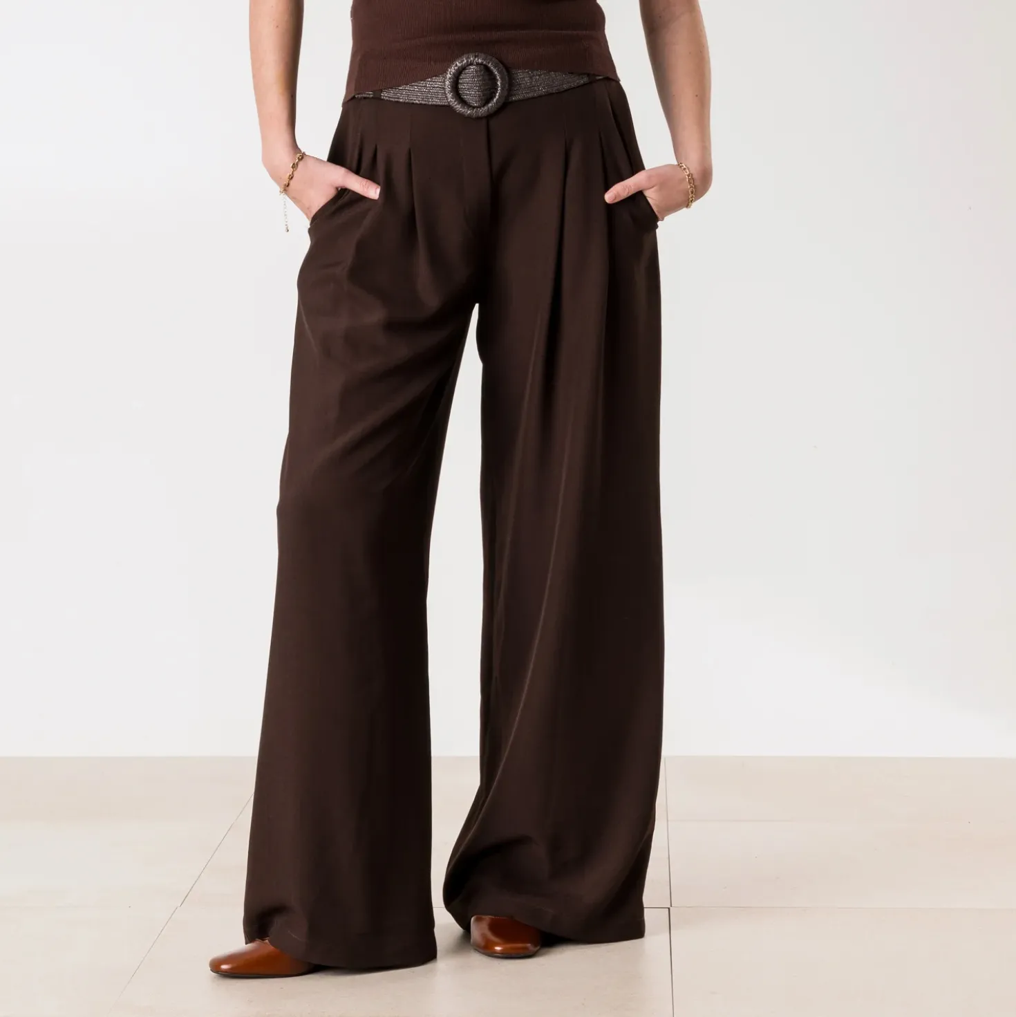 Pantalon TEXTO marron large