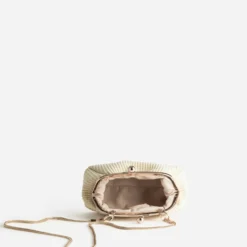 Pochette écrue tressée