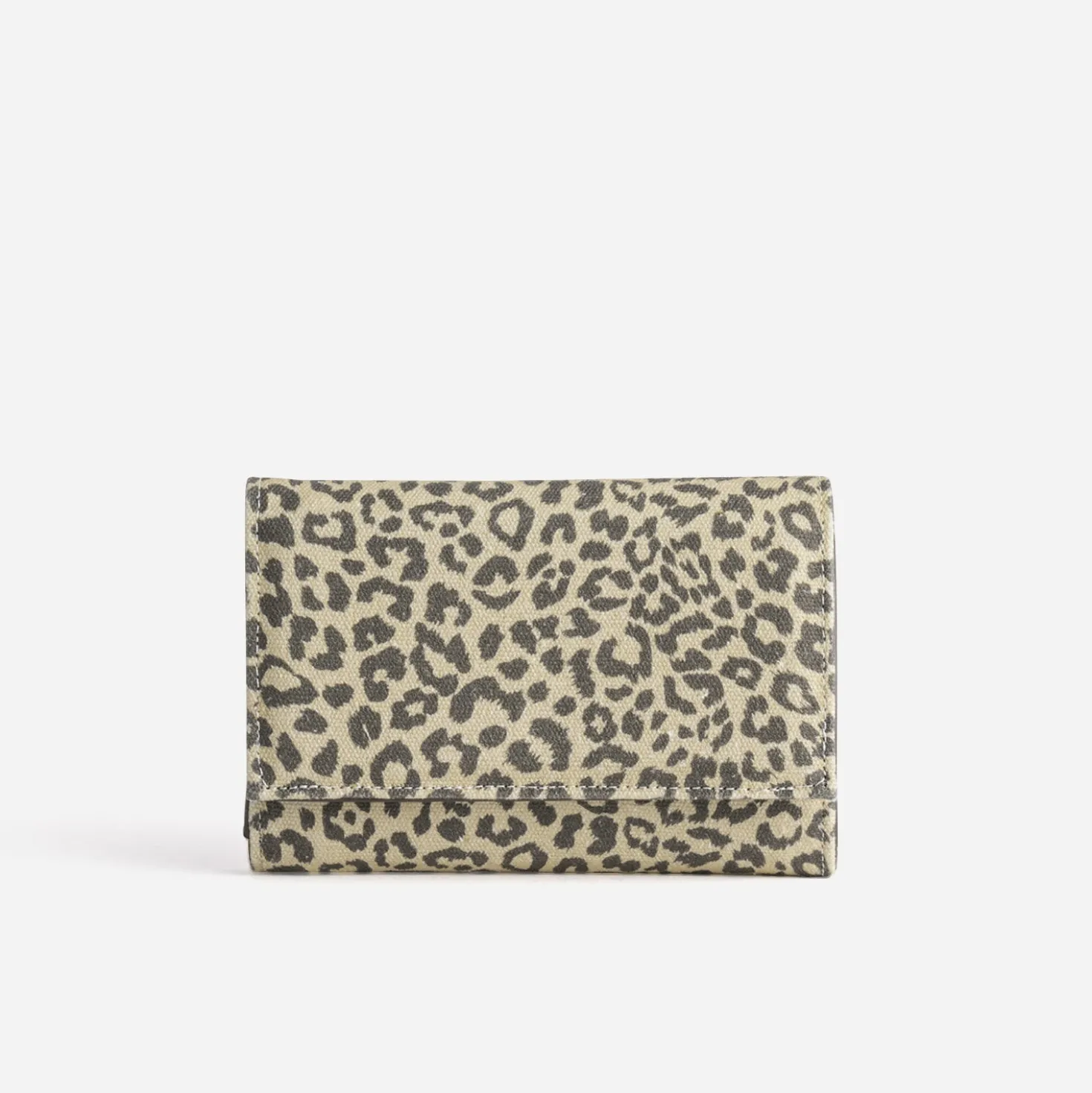 Portefeuille beige motif léopard