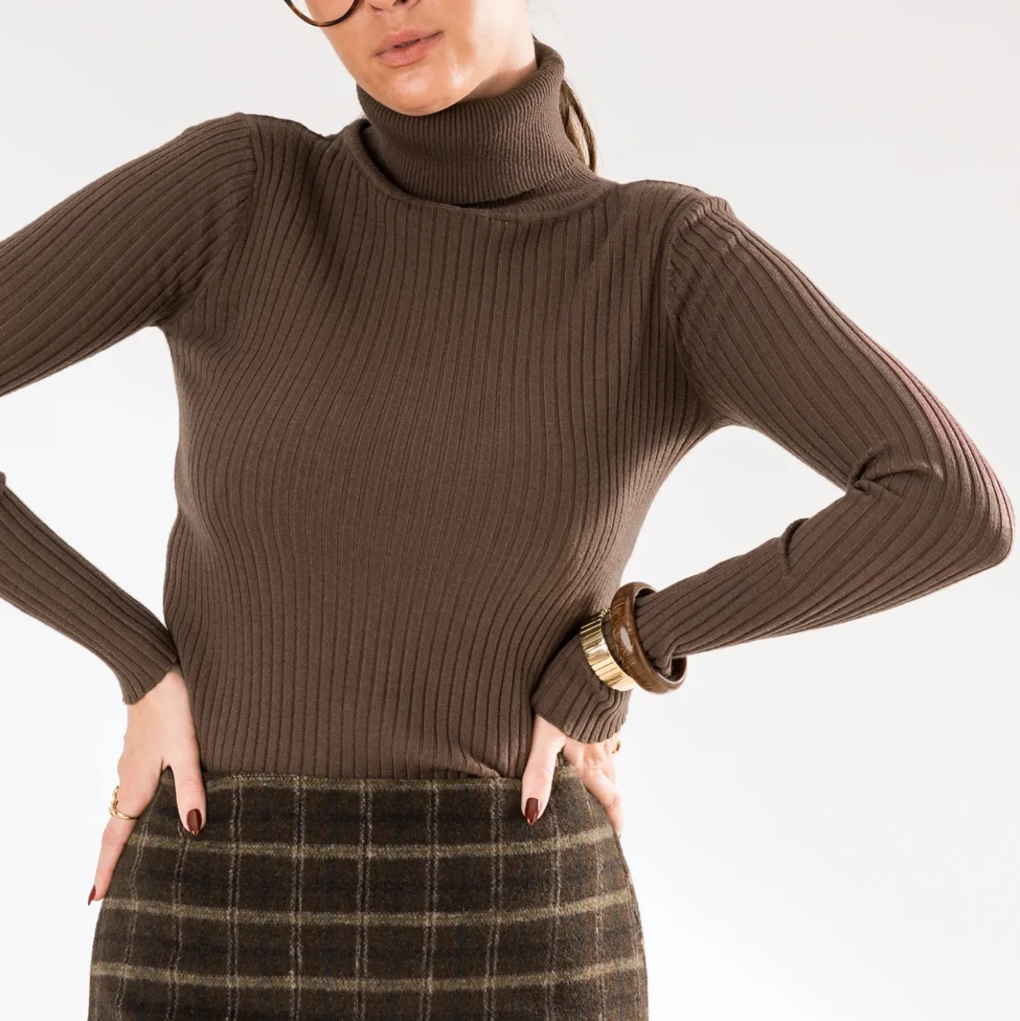 Pull ERAM WEAR marron tricot à col roulé