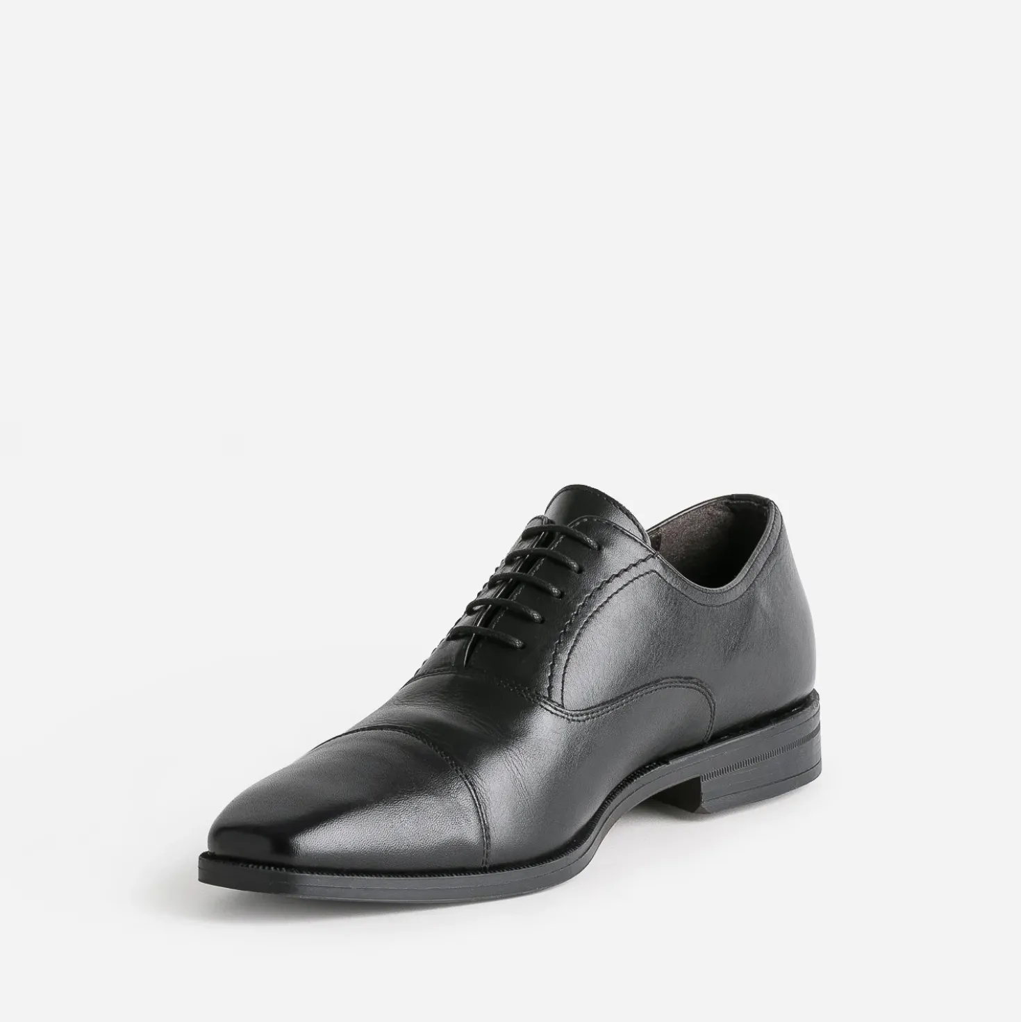 Richelieu noir en cuir