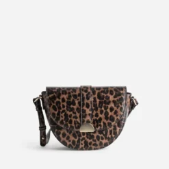 Sac bandoulière marron motif léopard