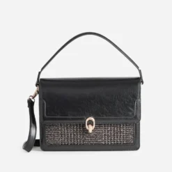 Sac bandoulière noir et motif carreaux
