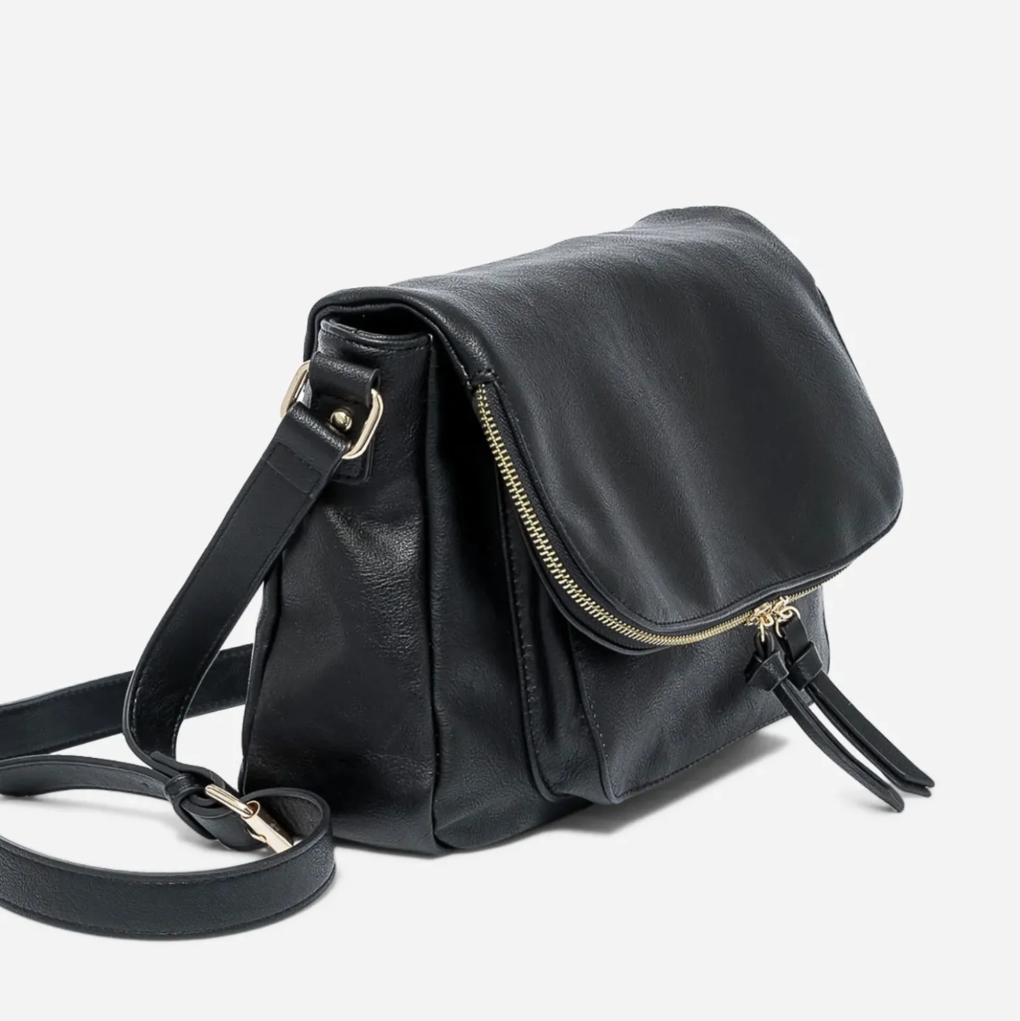 Sac besace noir avec rabat zippé