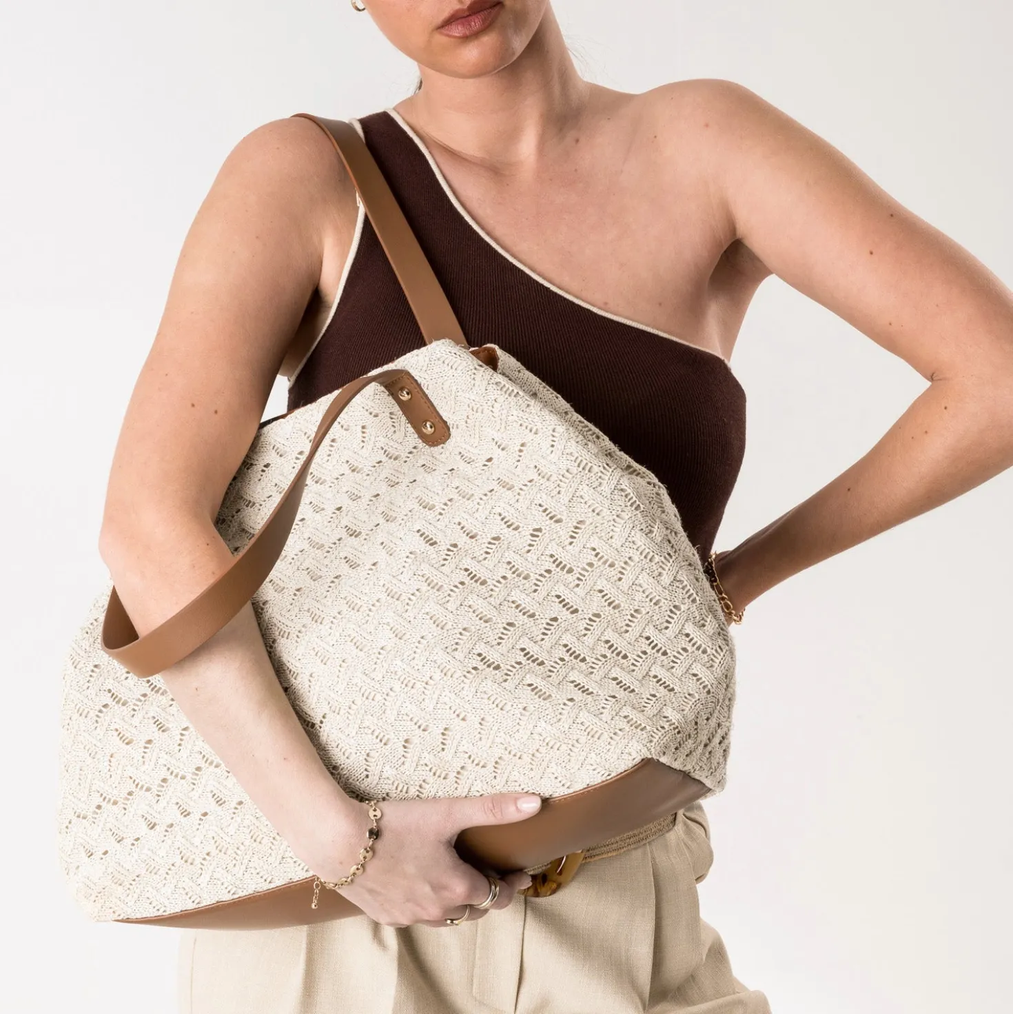 Sac cabas beige tressé