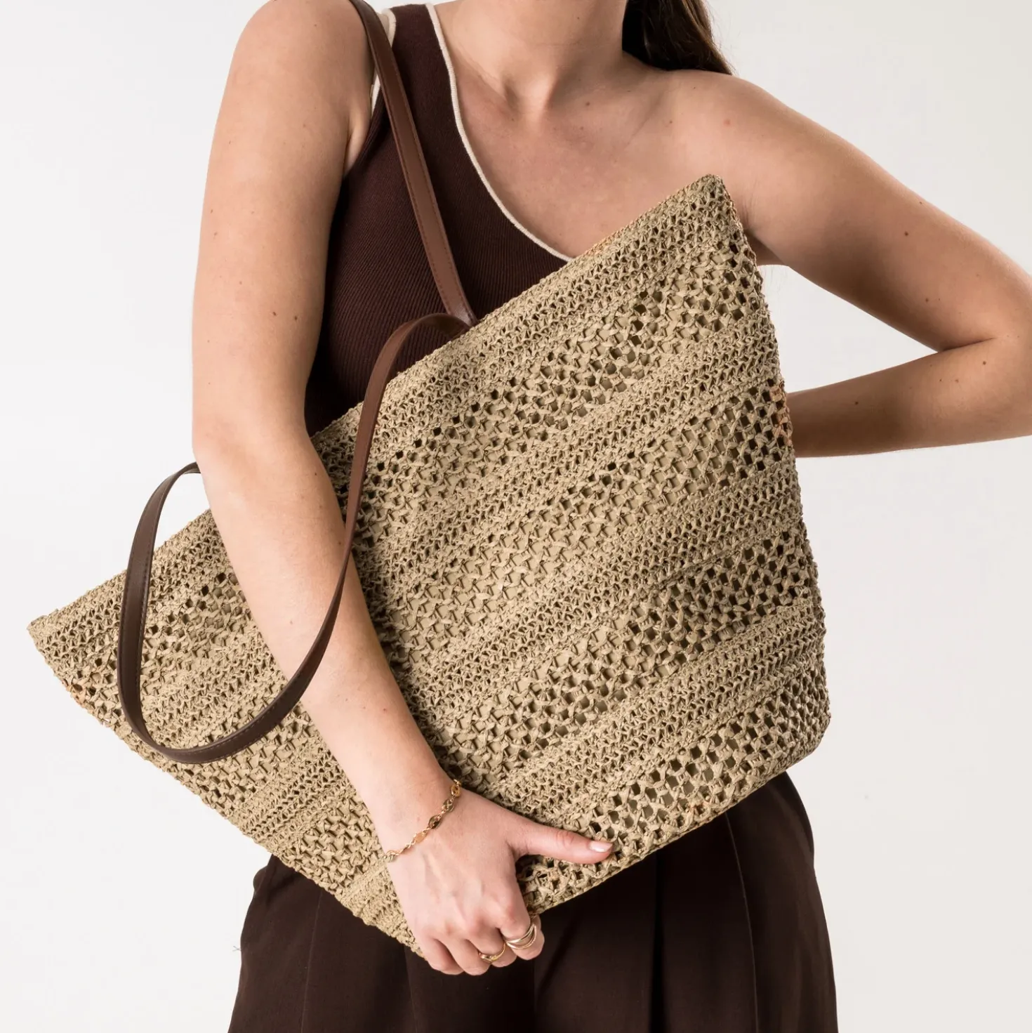 Sac cabas beige tressé