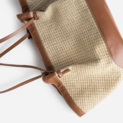 Sac cabas beige tressé et camel