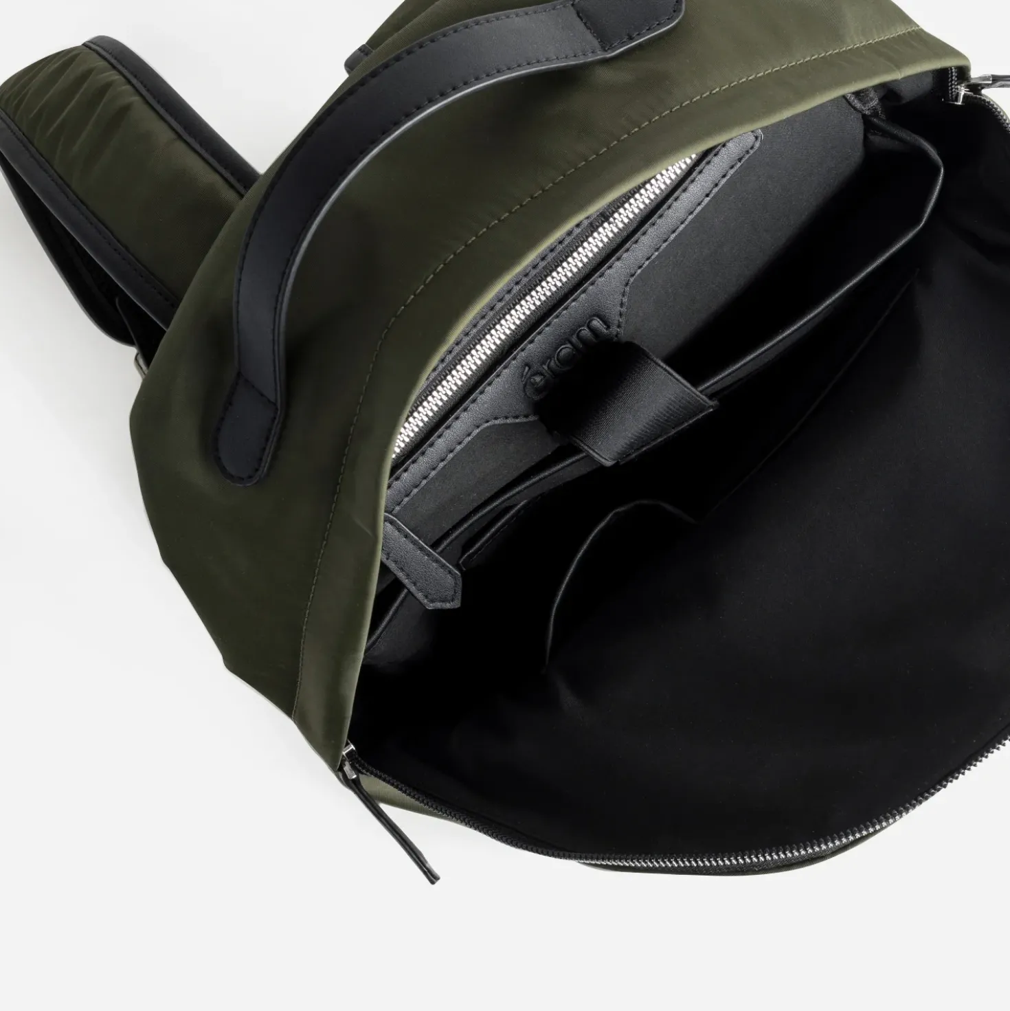 Sac à dos kaki nylon