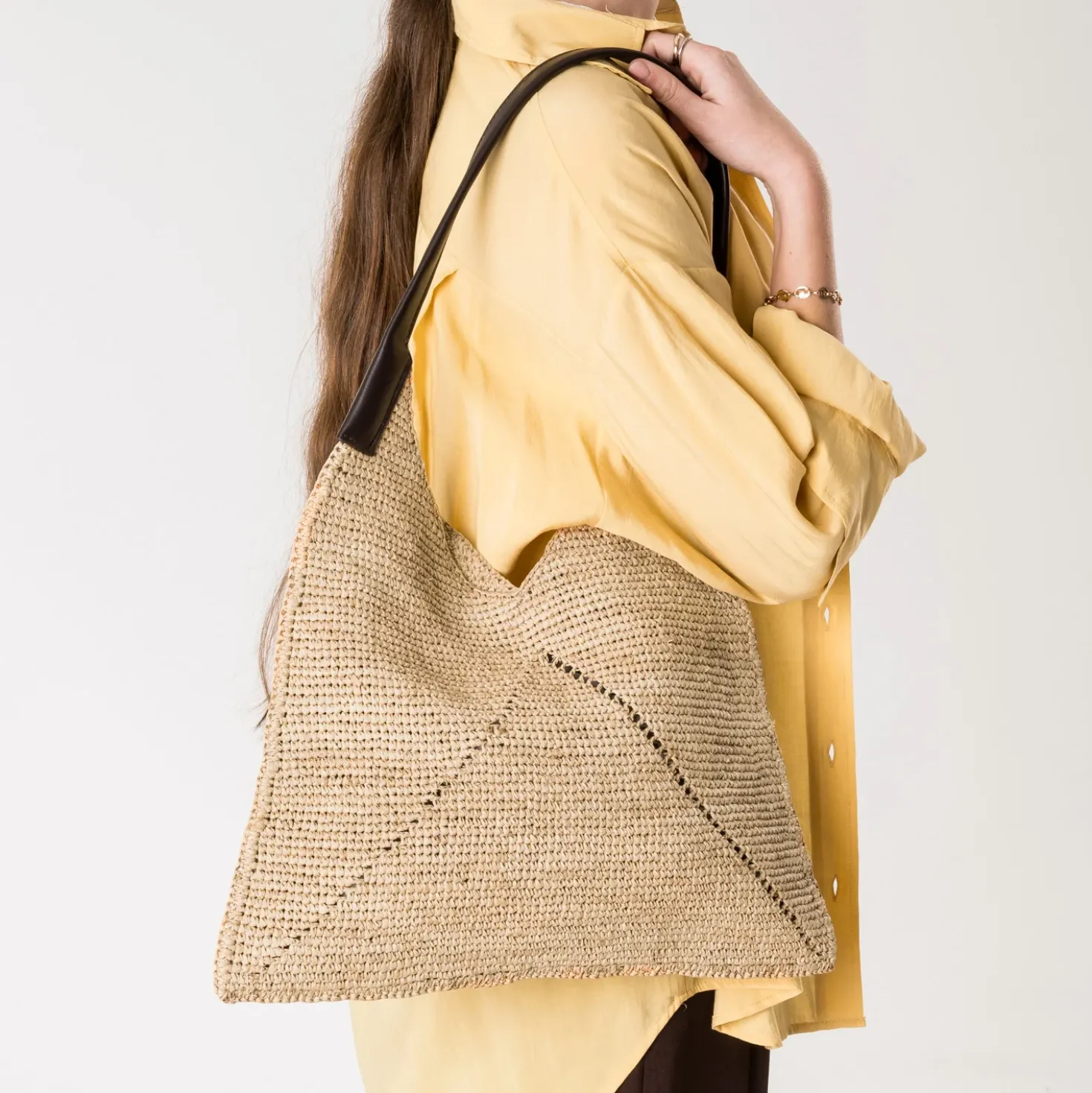 Sac Hobo beige paille tressée