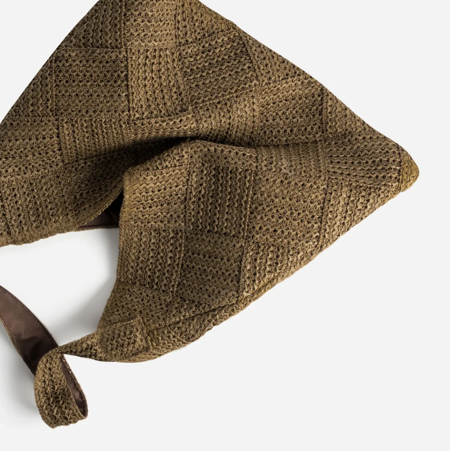 Sac hobo kaki tressé