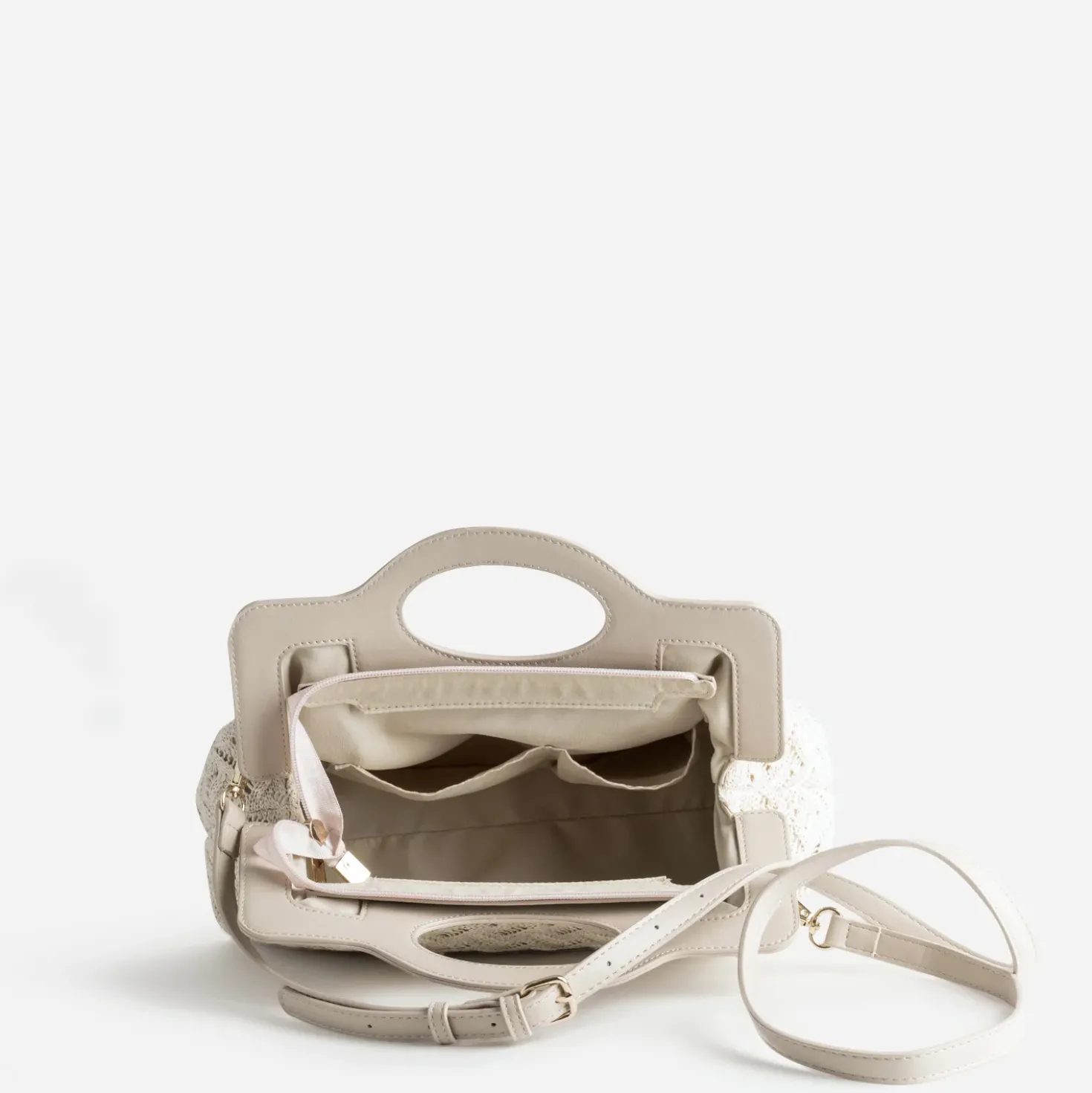 Sac à main beige tressé