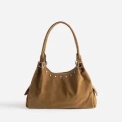 Sac à main camel suédé décor clous