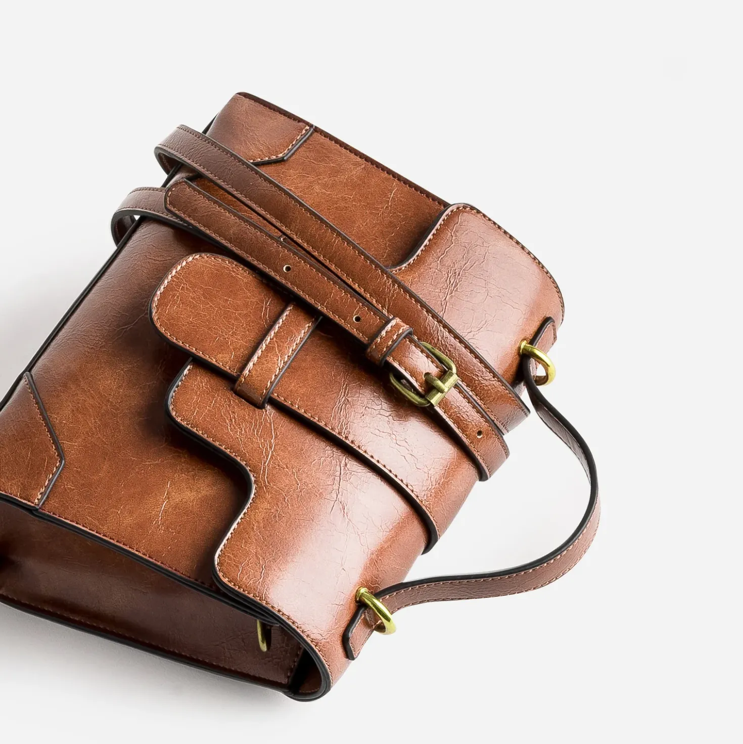 Sac à main cognac forme trapèze