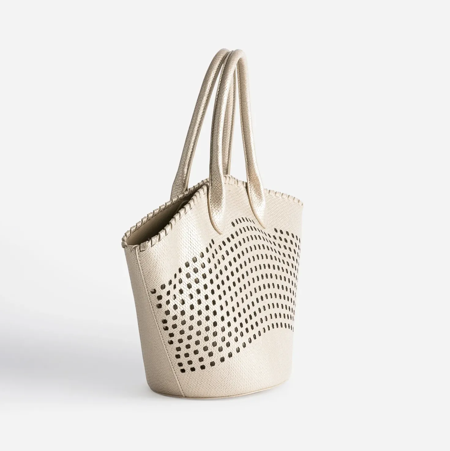 Sac à main doré ajouré