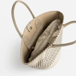 Sac à main doré ajouré