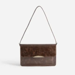 Sac à main marron avec deux bandoulières