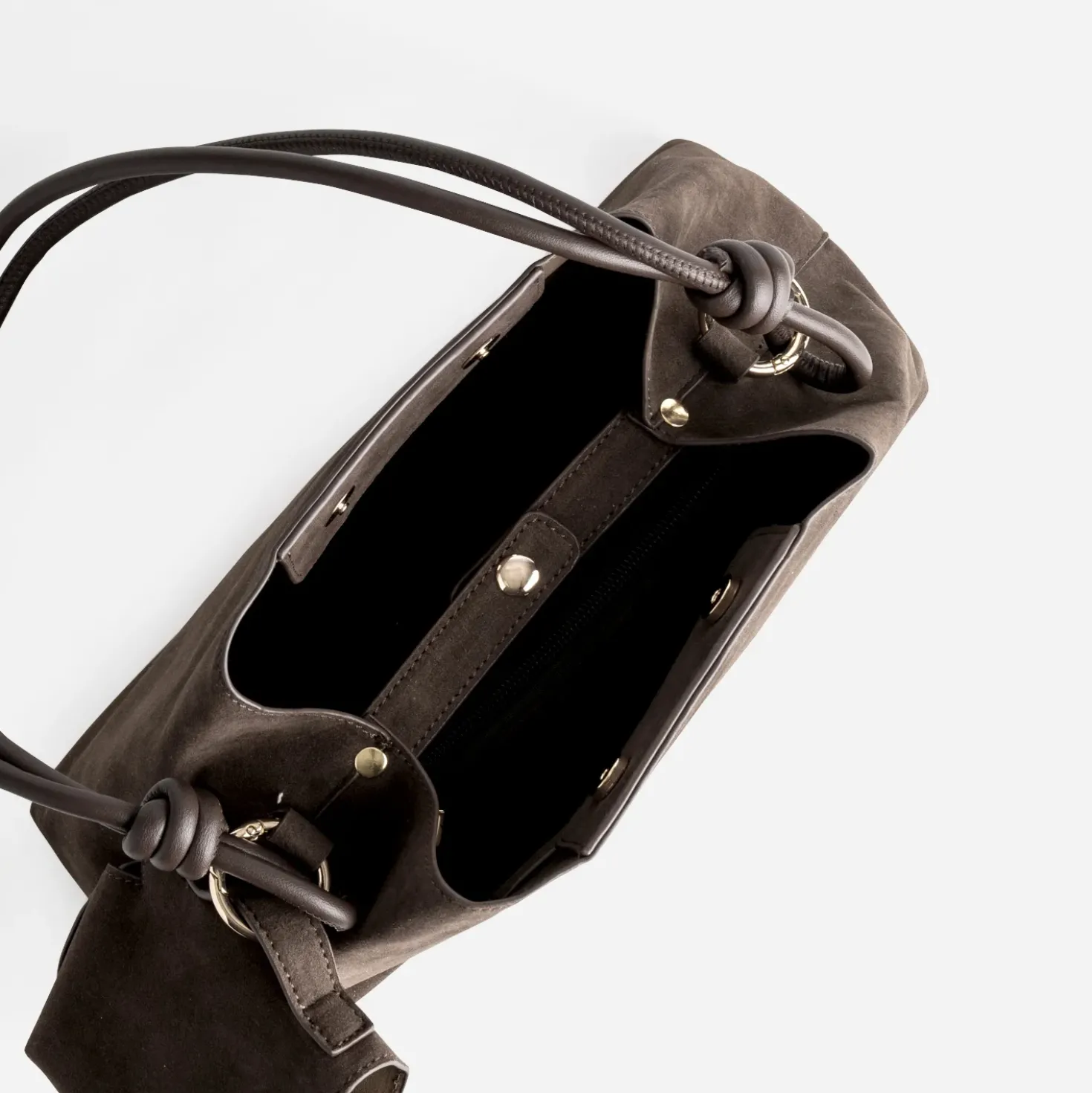 Sac à main marron avec porte-monnaie
