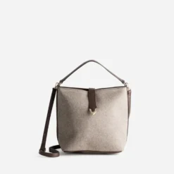 Sac à main marron motif chevrons