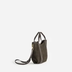 Sac à main marron suédé