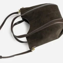 Sac à main marron suédé