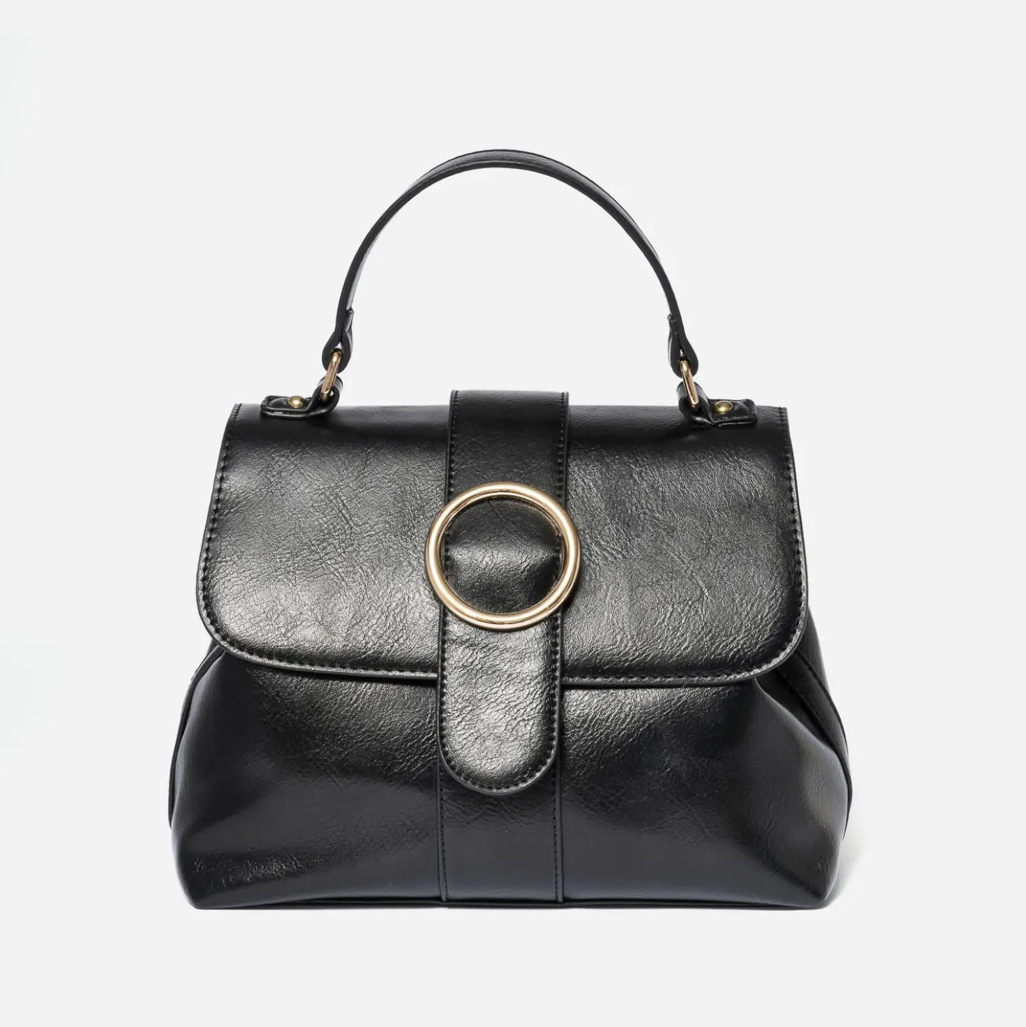 Sac à main noir avec boucle ronde métal