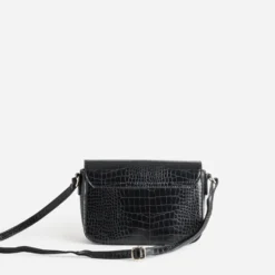 Sac à main noir embossage effet croco