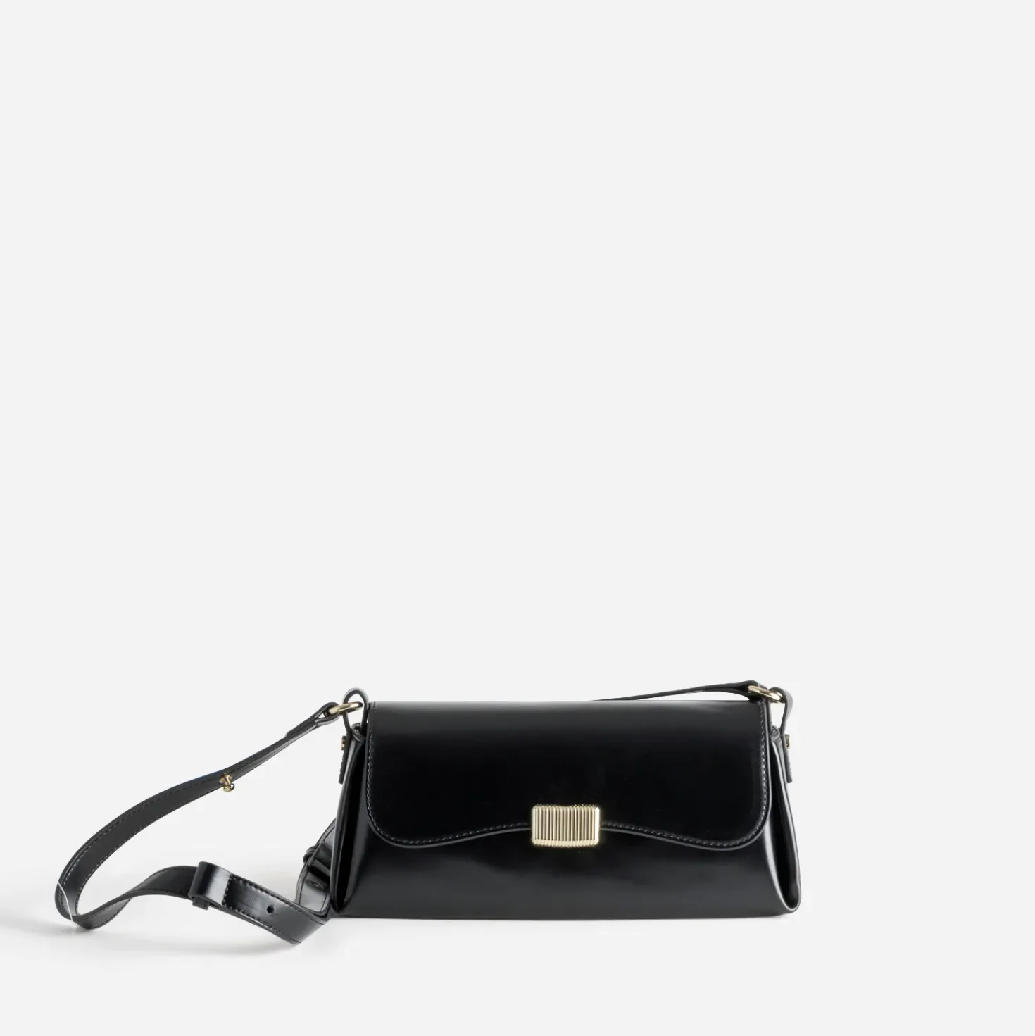 Sac à main noir fermoir fantaisie