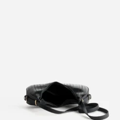 Sac à main noir forme hobo