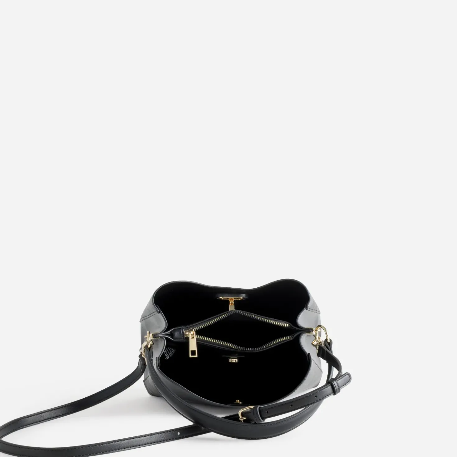 Sac à main noir trois compartiments