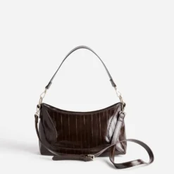 Sac marron embossé effet rayures