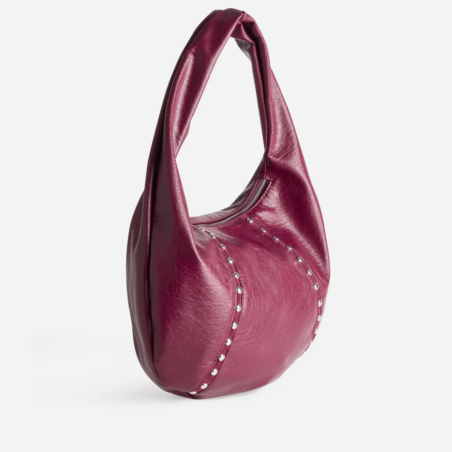 Sac rouge décor clous