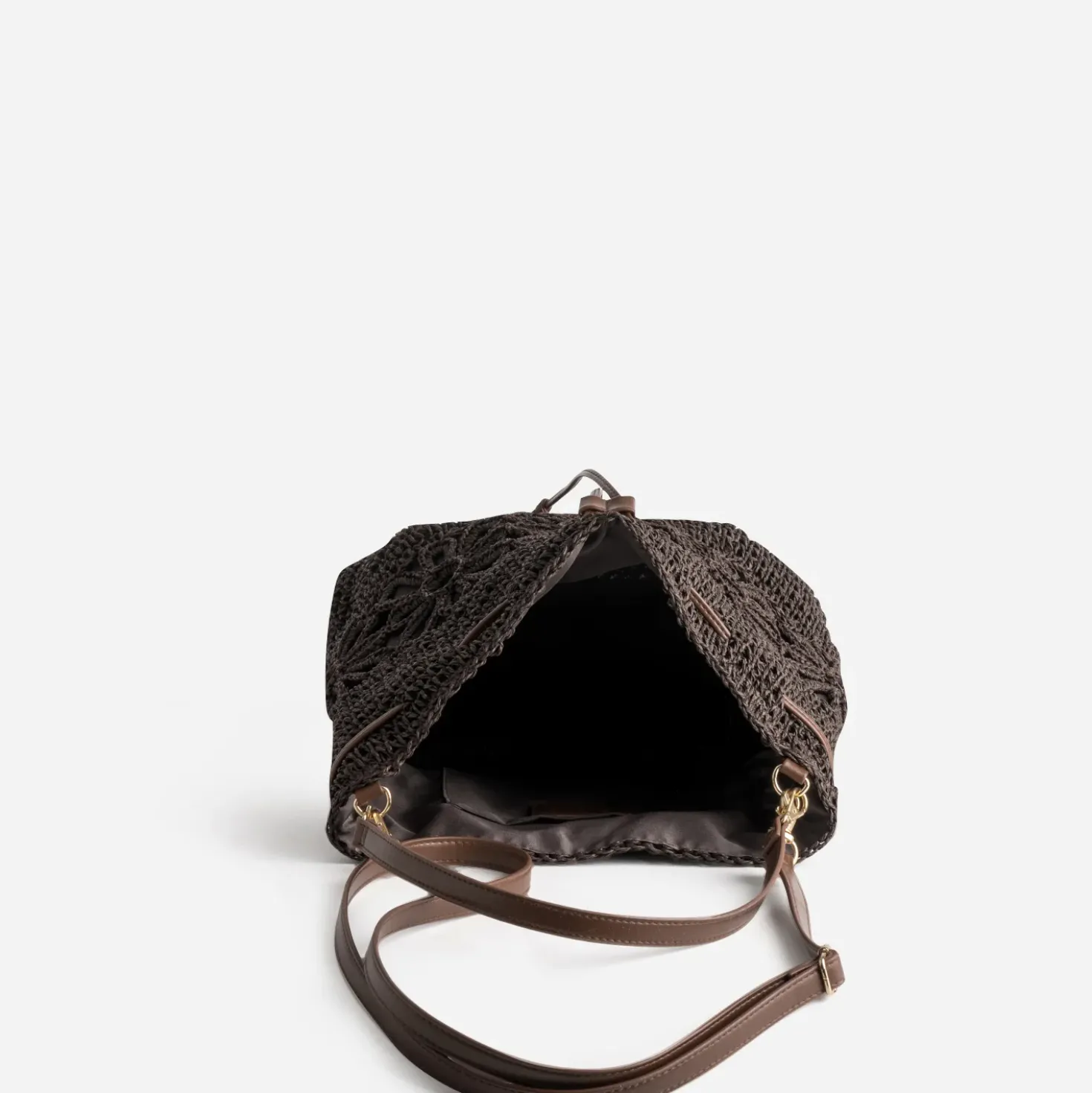 Sac seau marron tressé